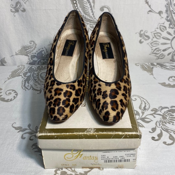 Fantasy collection Shoes - Vintage 80’s Fantasy‎ collection size 9 woman’s